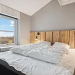 Nyaraló Cozy In With Sauna *