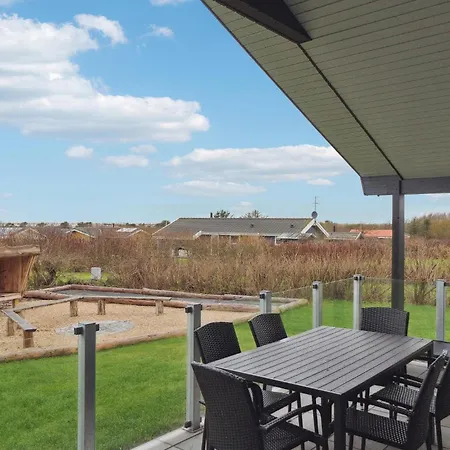 Cozy In With Sauna Holiday home